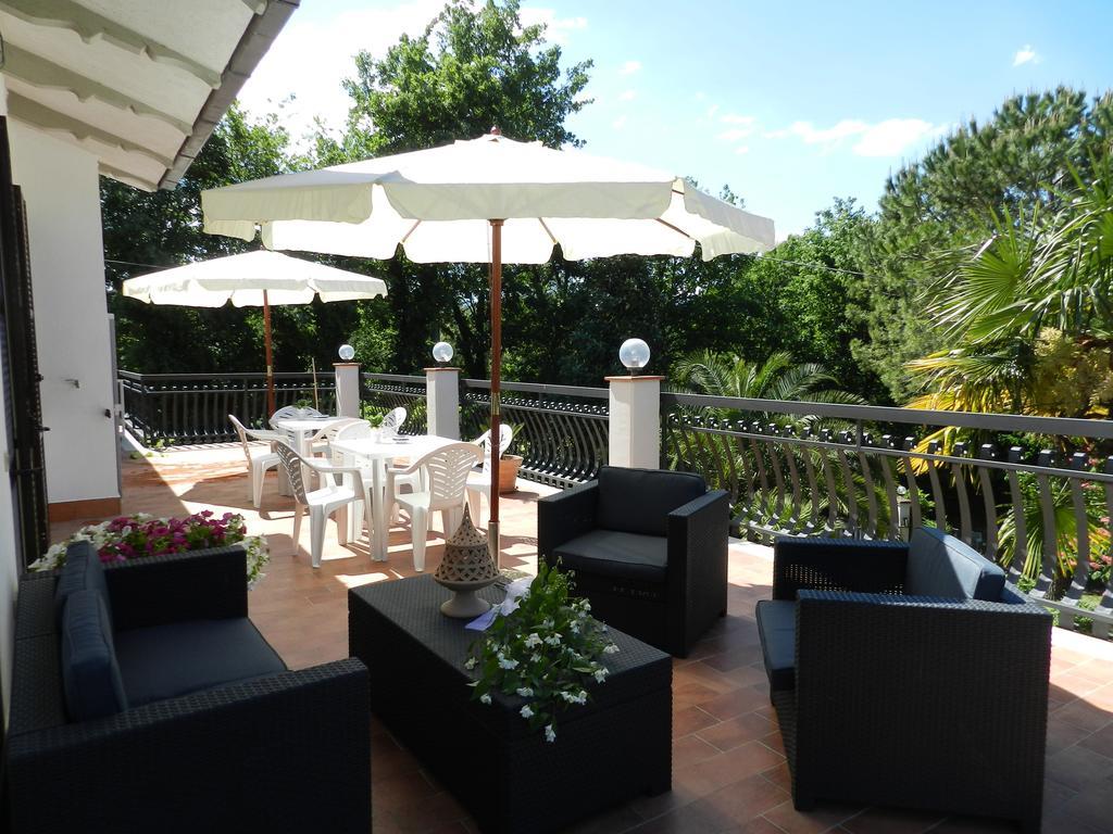 B&B Villa Maria Terni Exterior photo